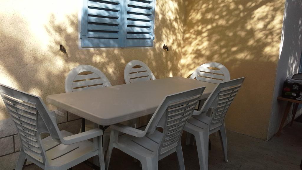 Apartments Anini Dvori Промайна Екстериор снимка